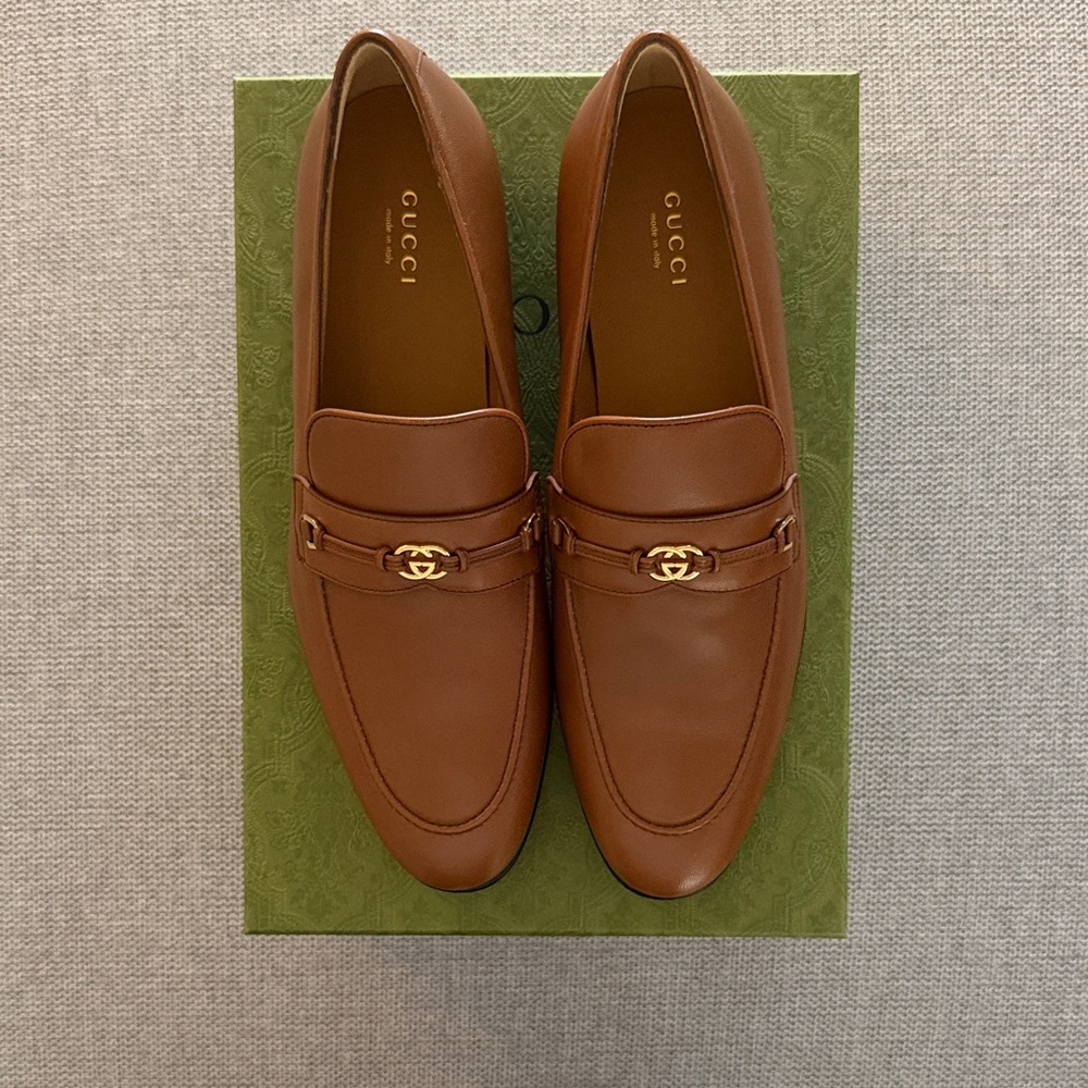 Gucci women’s  Tan Leather Loafers